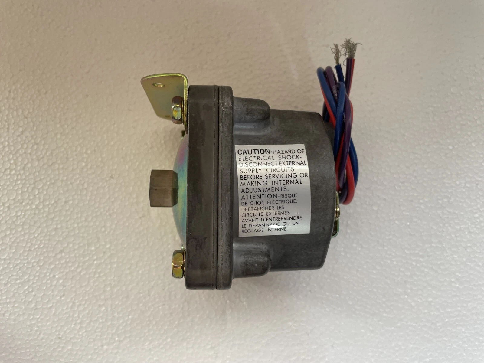 admin/uploads/uploads/barksdale d1h-h18s pre vacu actu type switch_6.webp